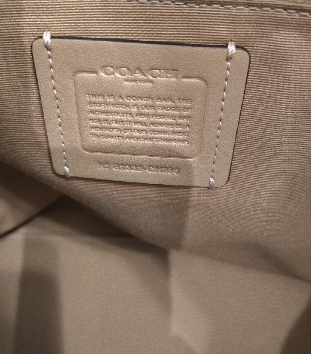 Coach Cream Gallery Leather Tote with Gold Logo - Picture 6 of 11
